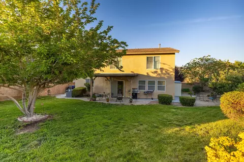 43633 Castle Cir, Lancaster, CA 93535 photo 29