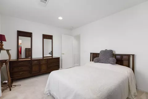 43633 Castle Cir, Lancaster, CA 93535 photo 23