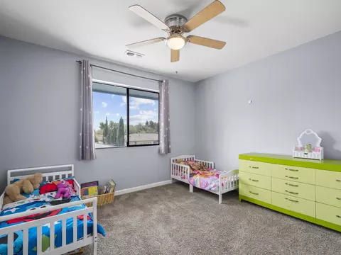 42871 Sachs Dr, Lancaster, CA 93536 photo 30