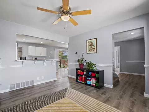 42871 Sachs Dr, Lancaster, CA 93536 photo 14