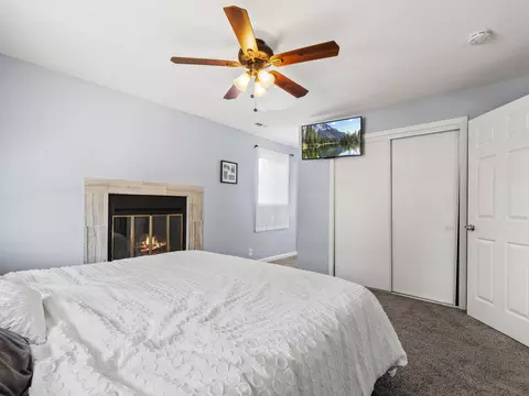 42871 Sachs Dr, Lancaster, CA 93536 photo 17