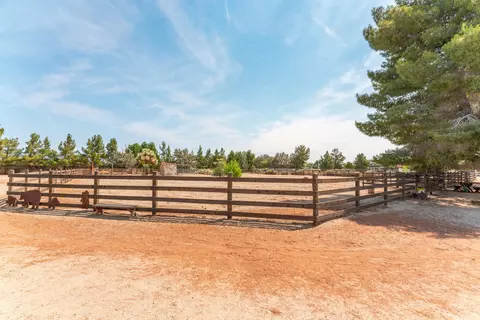 45119 43rd St E, Lancaster, CA 93535 photo 30