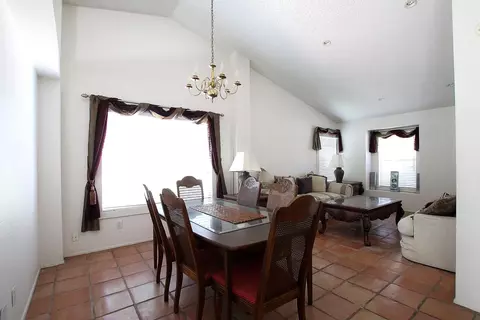 43337 Denmore Ave, Lancaster, CA 93535 photo 3
