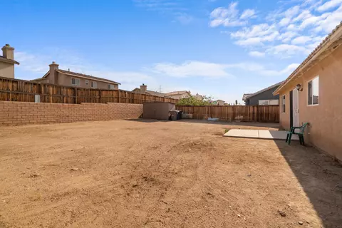 11785 Virginia St, Adelanto, CA 92301 photo 27