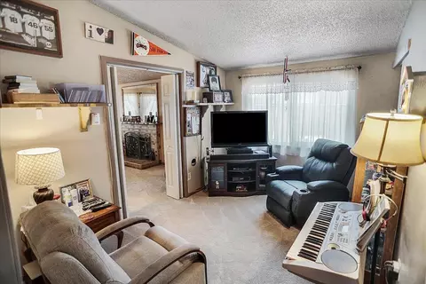 44242 Gingham Ave, Lancaster, CA 93535 photo 12