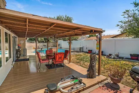 44242 Gingham Ave, Lancaster, CA 93535 photo 14