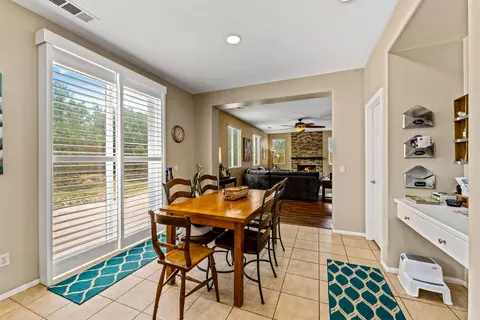 5750 Balmont St, Lancaster, CA 93536 photo 13
