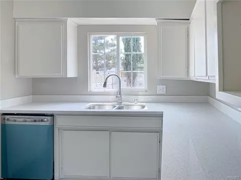 43329 6th St E, Lancaster, CA 93535 photo 5