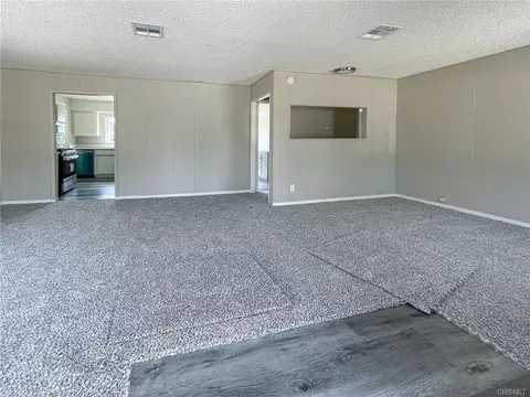 43329 6th St E, Lancaster, CA 93535 photo 8