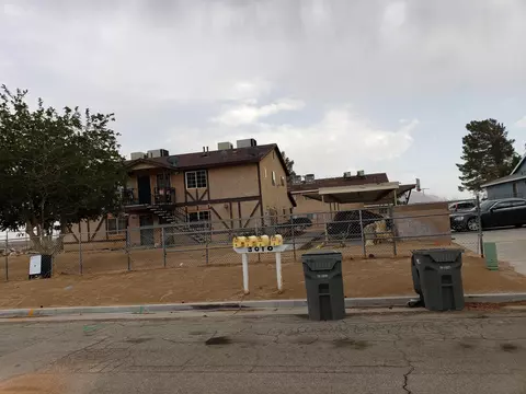 3010 Milton Dr, Mojave, CA 93501 photo 1