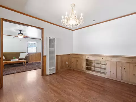 2017 Shasta St, Mojave, CA 93501 photo 10