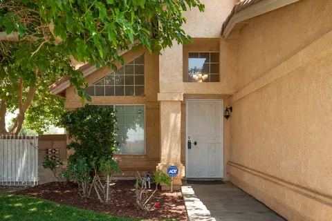 43824 8th St E, Lancaster, CA 93535 photo 3