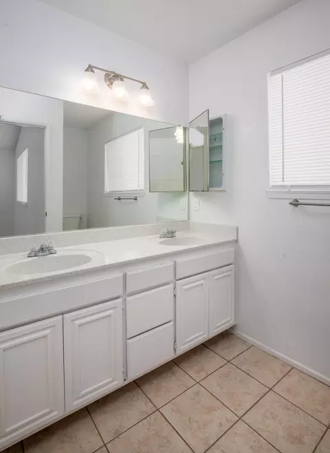 43824 8th St E, Lancaster, CA 93535 photo 17