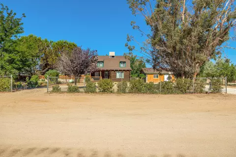 44939 46 St E, Lancaster, CA 93535 photo 2
