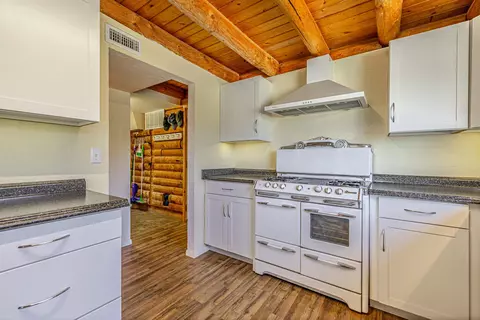 44939 46 St E, Lancaster, CA 93535 photo 8