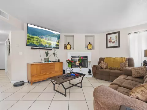 44221 Lively Ave, Lancaster, CA 93536 photo 14