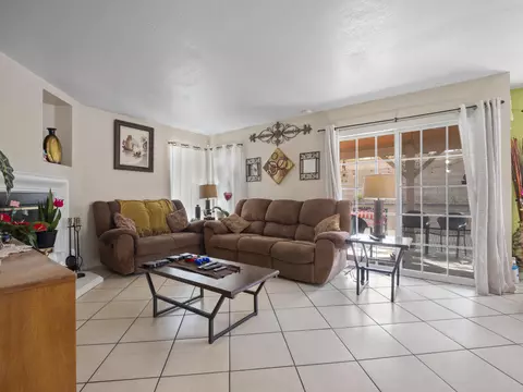 44221 Lively Ave, Lancaster, CA 93536 photo 10