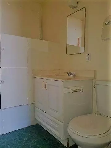 11419 Bartlett Ave, Adelanto, CA 92301 photo 5