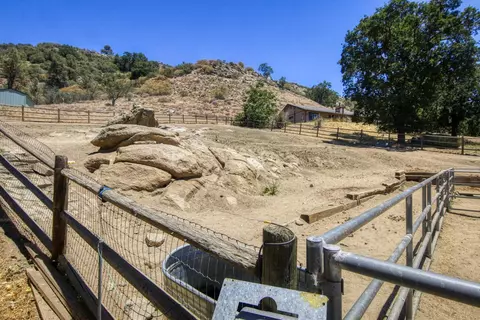 23840 Coyote Ct, Tehachapi, CA 93561 photo 48