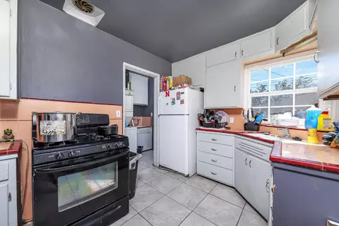 44243 Beech Ave, Lancaster, CA 93534 photo 17