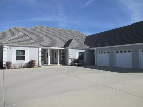 42442 27th St W, Lancaster, CA 93536 photo 1