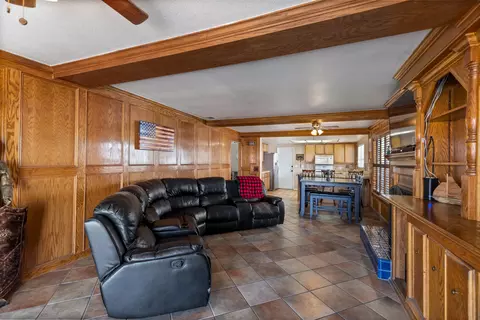 1323 Franklin Ave, Lancaster, CA 93535 photo 12