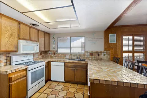 1323 Franklin Ave, Lancaster, CA 93535 photo 16