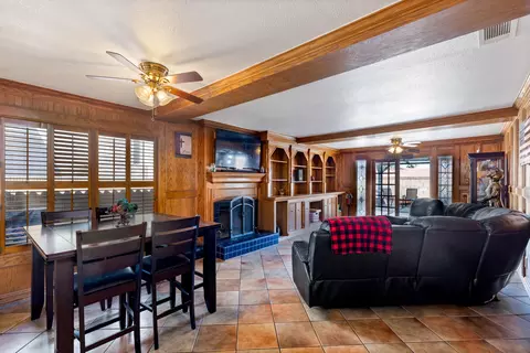1323 Franklin Ave, Lancaster, CA 93535 photo 9