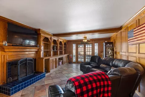 1323 Franklin Ave, Lancaster, CA 93535 photo 10