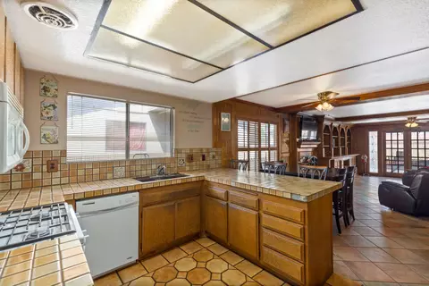 1323 Franklin Ave, Lancaster, CA 93535 photo 18