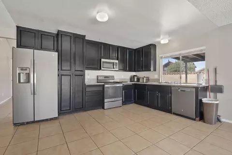 1101 Norberry St E, Lancaster, CA 93535 photo 7