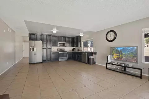 1101 Norberry St E, Lancaster, CA 93535 photo 9