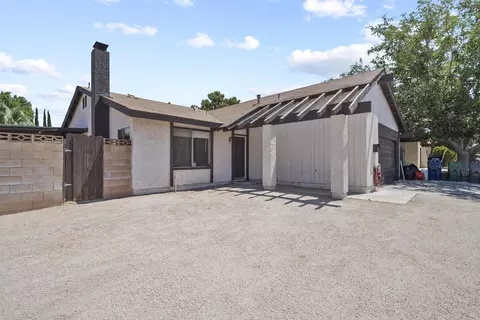 1101 Norberry St E, Lancaster, CA 93535 photo 3