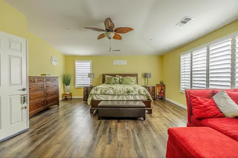 43942 Catsue Pl, Lancaster, CA 93536 photo 17