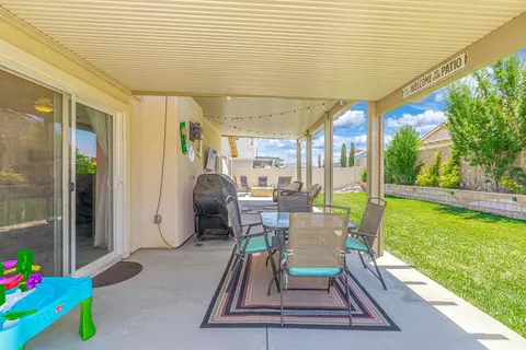 5752 Forry Ct, Lancaster, CA 93536 photo 32
