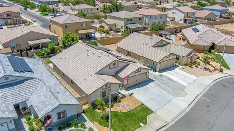 5752 Forry Ct, Lancaster, CA 93536 photo 38