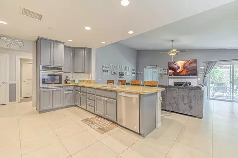 5752 Forry Ct, Lancaster, CA 93536 photo 7