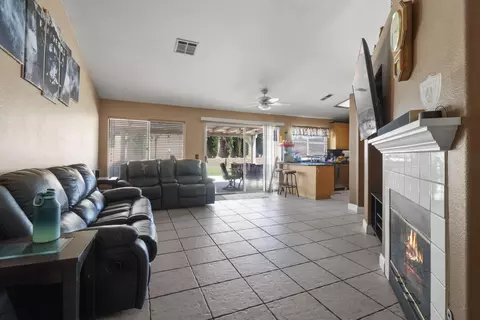 448 Ave J12 E, Lancaster, CA 93535 photo 11