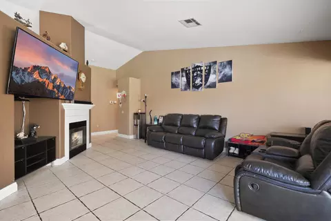 448 Ave J12 E, Lancaster, CA 93535 photo 7