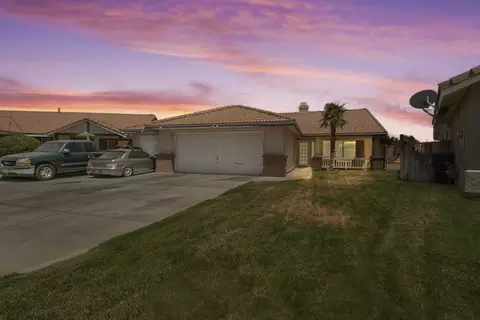 448 Ave J12 E, Lancaster, CA 93535 photo 1
