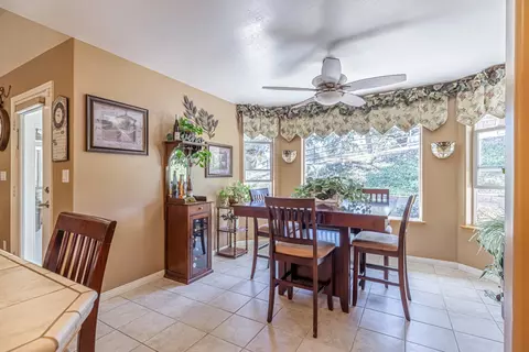 22040 Mid Way, Tehachapi, CA 93561 photo 12