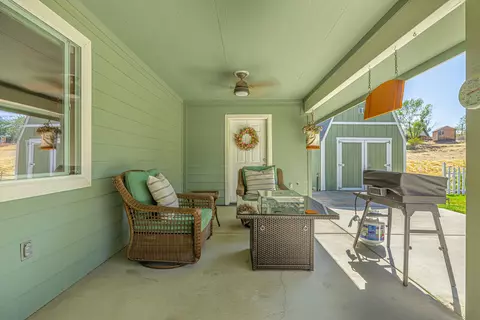 22040 Mid Way, Tehachapi, CA 93561 photo 28