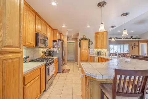 22040 Mid Way, Tehachapi, CA 93561 photo 13