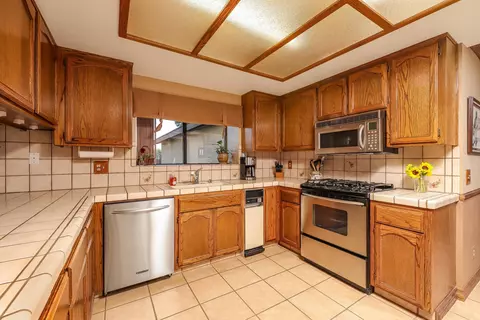 43656 Tomahawk Pl, Lancaster, CA 93536 photo 11