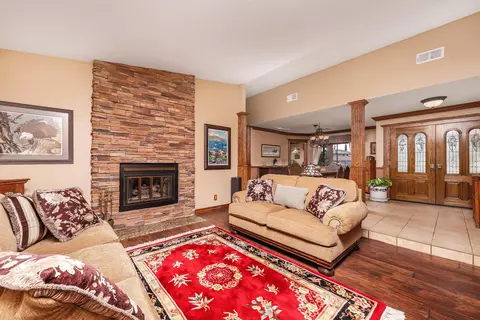 43656 Tomahawk Pl, Lancaster, CA 93536 photo 4