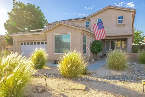 2633 Belvedere Ln, Lancaster, CA 93535 photo 1