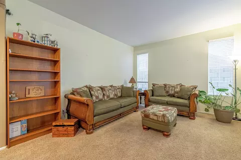 2633 Belvedere Ln, Lancaster, CA 93535 photo 9
