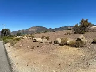 9550 Tanganda Rd, Tehachapi, CA 93561 photo 2