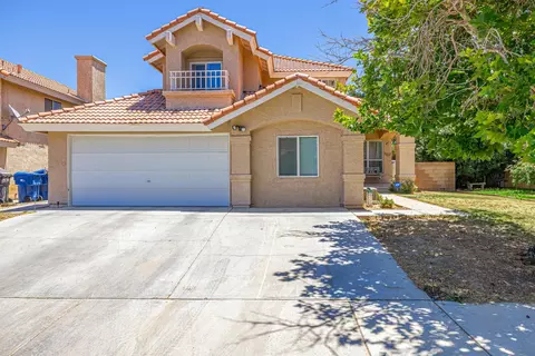 44110 Sunview Ct, Lancaster, CA 93535 photo 1