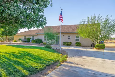 1631 Avenue L4 W, Lancaster, CA 93534 photo 12